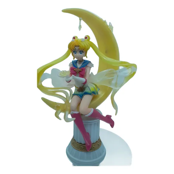 Figura Sailor Moon Serena Sentada 20 Cm