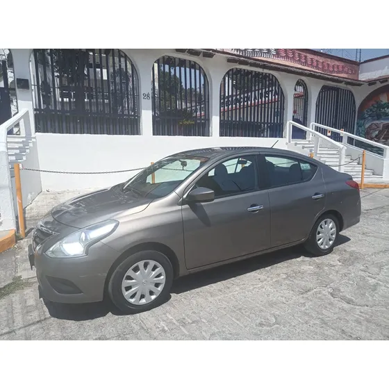 Nissan Versa 1.6 Sense At