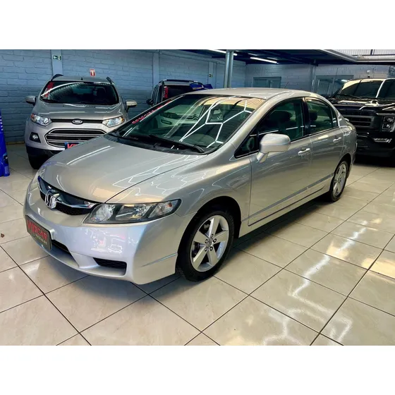 Honda Civic 1.8 Lxs Flex Aut. 4p