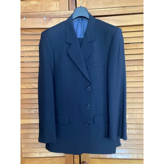 Vendo Mis Tres Trajes De Vestir (usado En Excelente Estado)