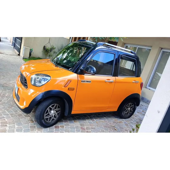 Coradir Tito S5300 Potenciado Hatchback