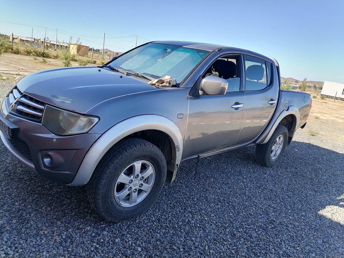 Mitsubishi L 200 Katana 4x4