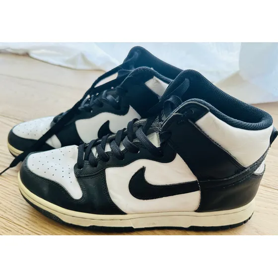 Zapatilla Botita Nike U.s 9.5 Uk 8.5 Eur 43cm 27.5importadas