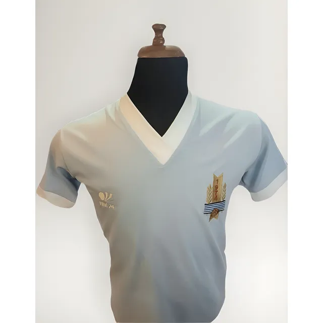 Hermosa! Camiseta Rettro Uruguay Mundial Alemania 1974 !