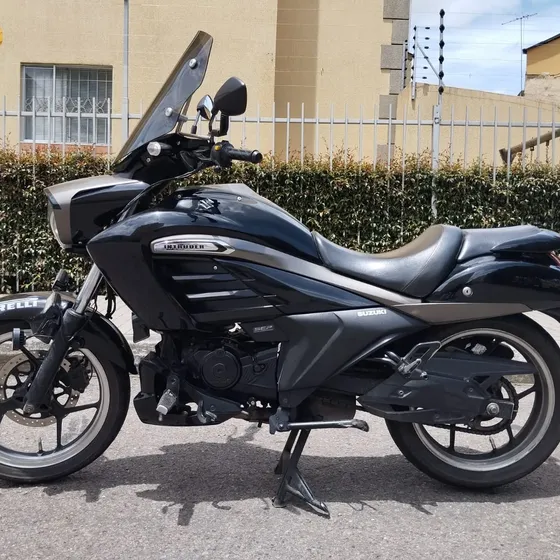 Suzuki Intruder 150 2019