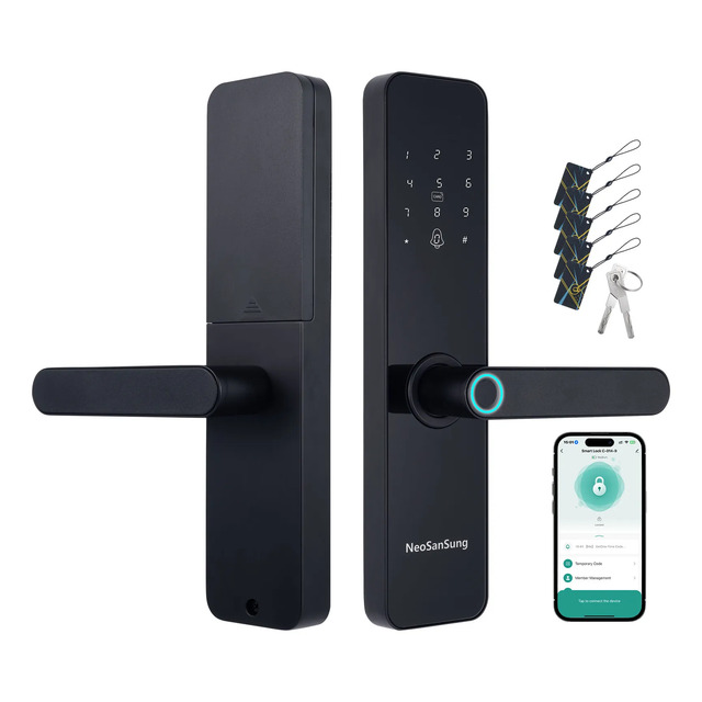 Fechadura digital biométrica preta Tuya Smart Vida com painel numérico, leitor de impressão digital na maçaneta, cartões de acesso, chaves físicas e interface do aplicativo no smartphone.