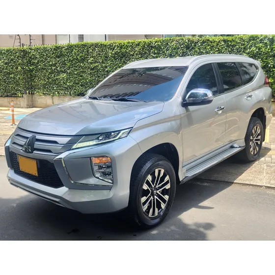 Mitsubishi Montero 3.0 215 Hp