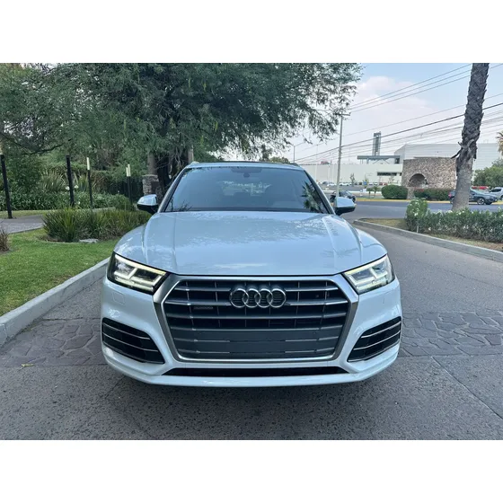 Audi Q5 2.0 L T S Line Dsg