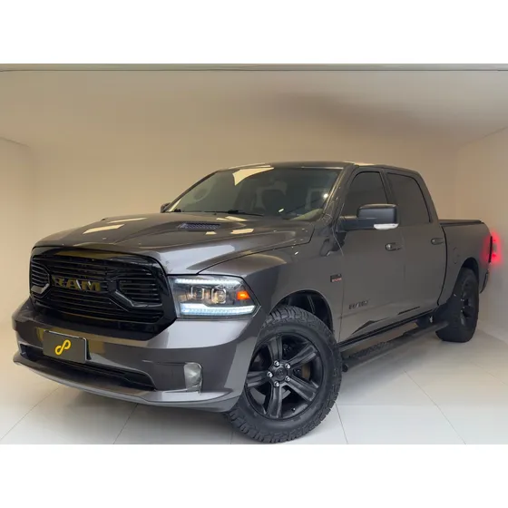 Ram Ram Classic Laramie Night Ed. 5.7 4x4 Aut.