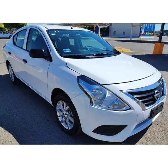 Nissan V-drive 1.6 Mt A/c Audio
