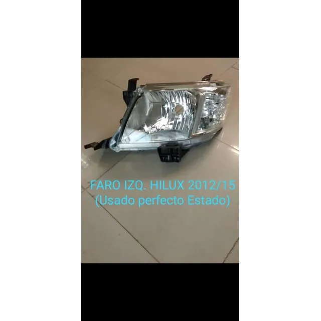 Faro Izquierdo Hilux 2012/ 2015 Usado Como Nuevo 