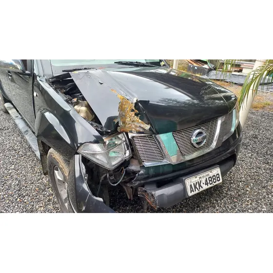 Nissan Frontier 2.5 Sel Cab. Dupla 4x4 Aut. 4p