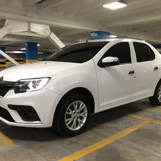 Renault Logan 2023 1.6 Life
