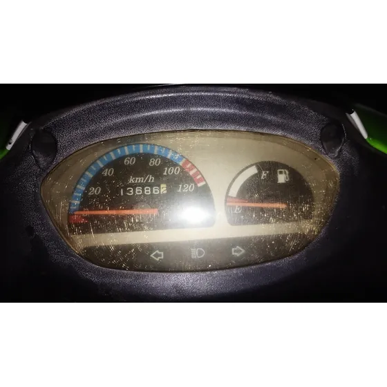 Motoneta X125 Verde Limón