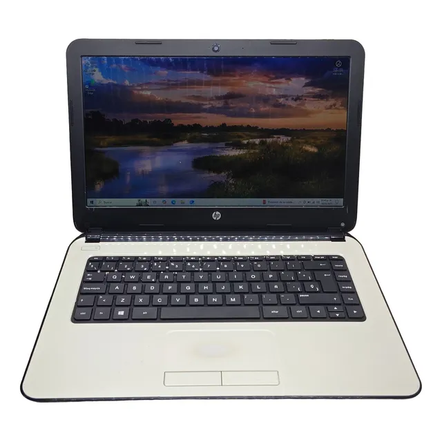 Laptop Hp Intel Core I3 8gb Ram 256gb Ssd Blanco (Reacondicionado)
