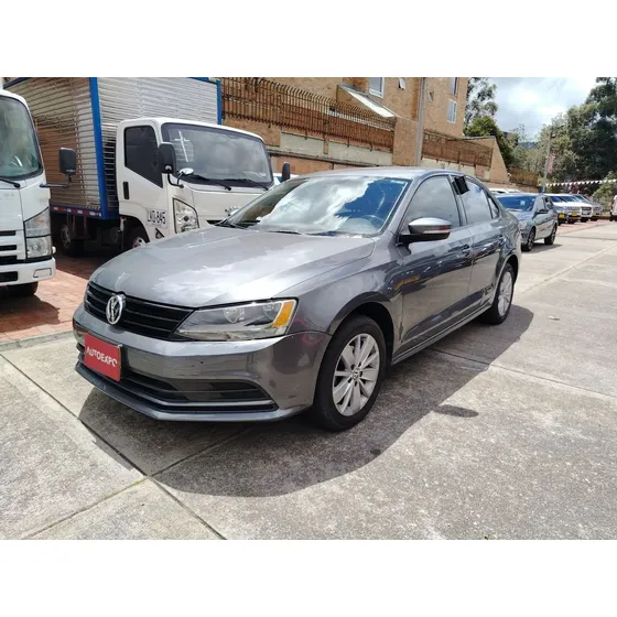 Volkswagen Jetta 2016 Comfortline Sedan Sec 2,0