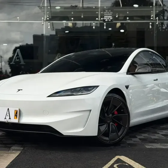 Tesla Model 3 2026 0.0 Performance Awd