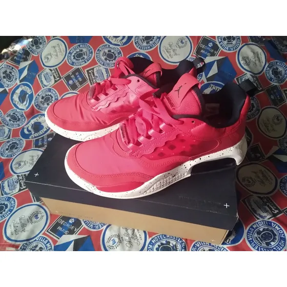 Jordan Max Fire Red