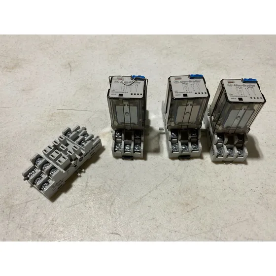 Lot Of 3 Allen Bradley 700-hb32z24-3-4 Cube Relays W Ccs