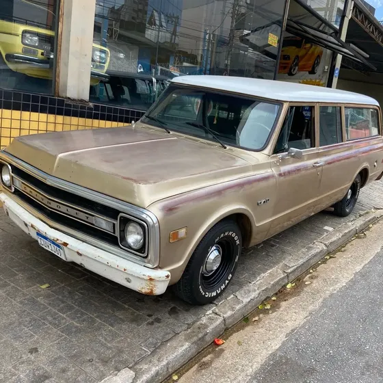 Chevrolet C10 Suburban Marta Rocha Cheynne Apache Silverado