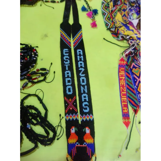 Collar Artesanal De Amazonas.