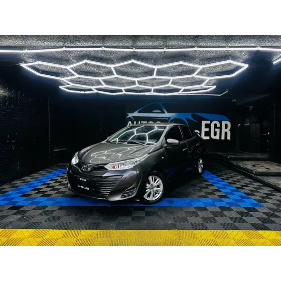 Toyota Yaris 1.5 Core At Sedan Cvt