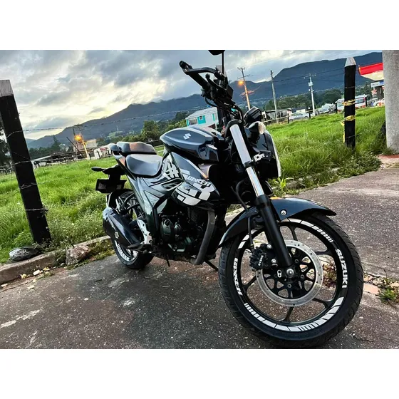 Se Vende Gixxer 150 Fi Modelo 2023, Con 64000km Único Dueño