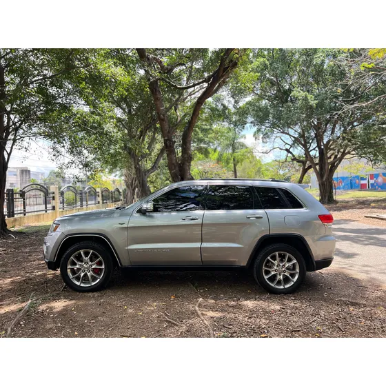 Jeep Grand Cherokee Laredo Eco Y Sport
