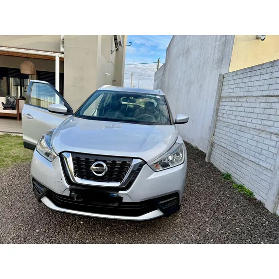Nissan Kicks 1.6 Sense Mt