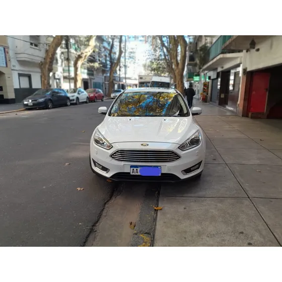Ford Focus Iii 2.0 Sedan Titanium Mt