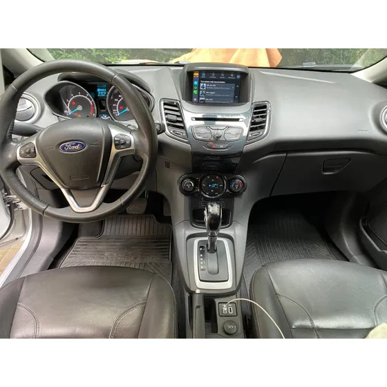 Ford Fiesta Kinetic Design 1.6 Titanium Powershift 120cv