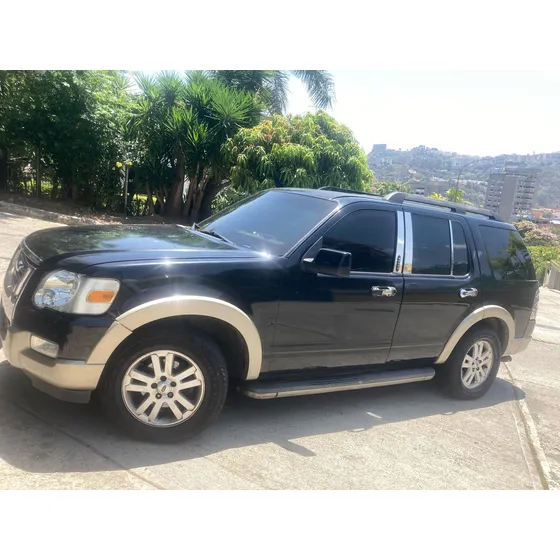 Ford Explorer Eddie Bauer