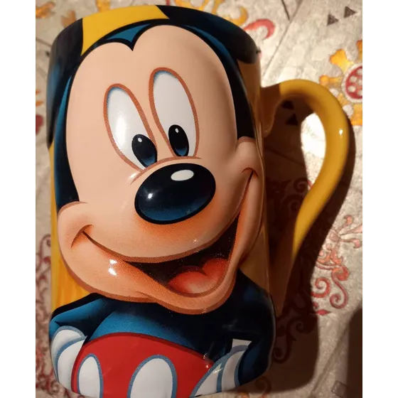 Taza Mug Original Disney Mickey Mouse En Relieve