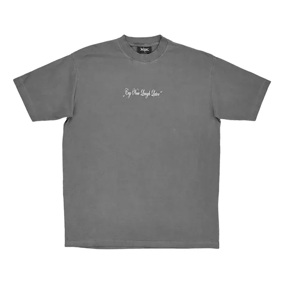 Camiseta Sufgang Modelo Cry Now Laugh Later Cinza
