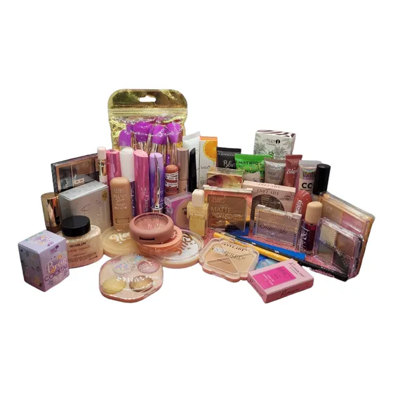 Combo Surtido De Maquillaje 45 Productos