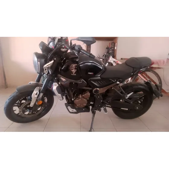 Voge Ac300 9000km Modelo 2023 En Perfecto Estado