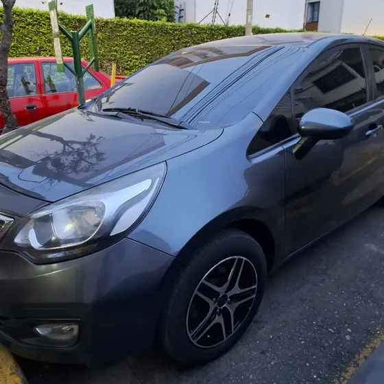 Kia Rio 2014 1.2 5 P
