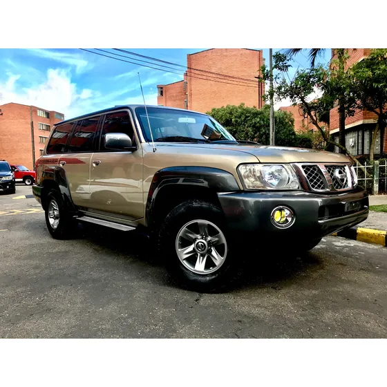 Nissan Patrol Patrol Super Safari