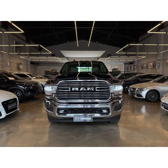 Ram Ram 2500 Laram. 6.7 Rodeo Ed. Tb Cd 4x4 Die.