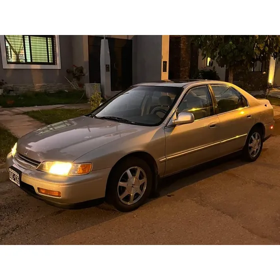 Honda Accord 2.2 Vtec  Manual/ 100%original