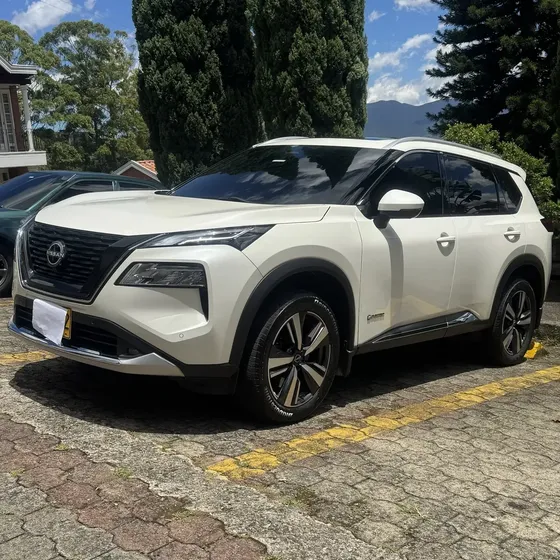 Nissan X-trail E-power 2024 1.5 Exclusive E-4orce