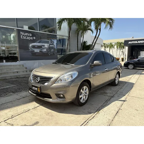 Nissan Versa 1.6 Advance