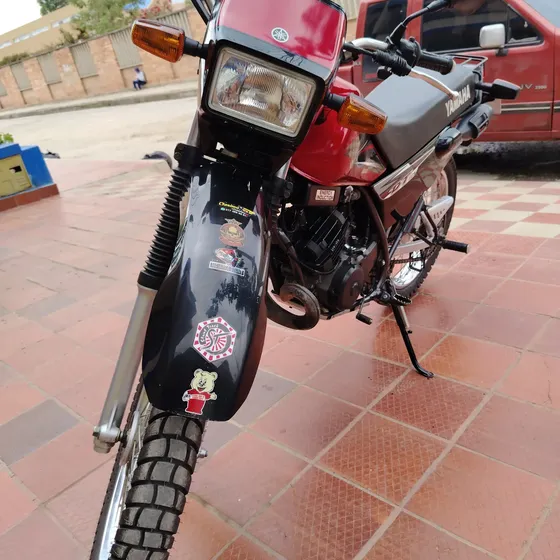 Yamaha Dt, Nueva Por Donde La Mire,  Muchas Extras Original