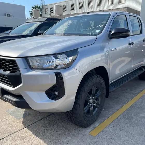 Toyota Hilux 2026 2.7 Cabina Doble Mlm Mt