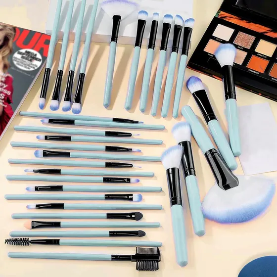 Set De 32 Brochas Y Pinceles Para Maquillaje Profesional