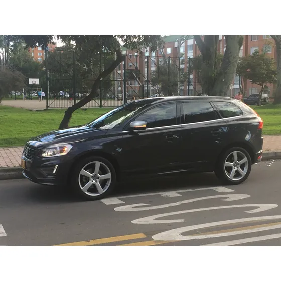 Volvo Xc60 3.0 T6 R-design Awd