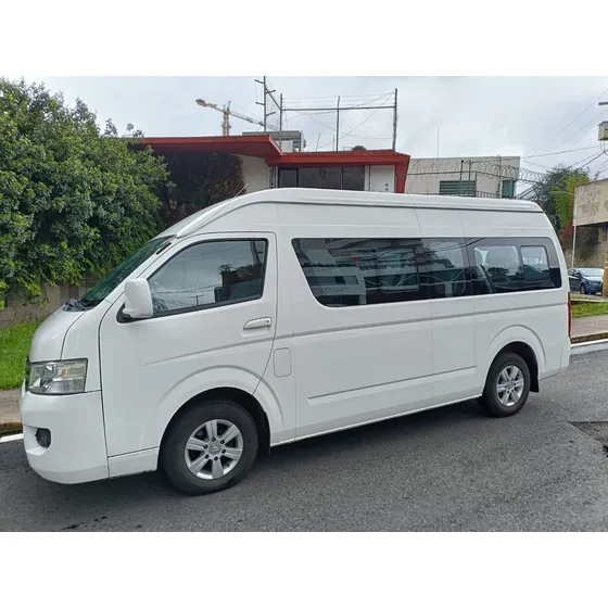 Toyota Hiace 2.7 Bus 15 Pas Mt