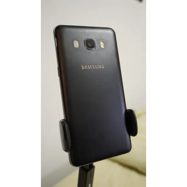 Celular Samsung Galaxy J5 16 Gb Negro 1.5 Gb Ram