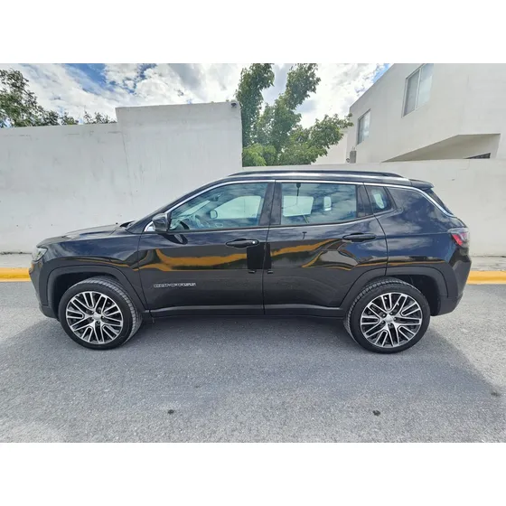 Jeep Compass 1.3t Altitude Fwd At6