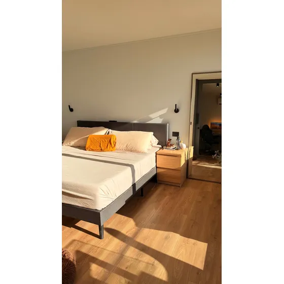 Cama Con Respaldo Zinus Y Colchón Emma Super King Gris